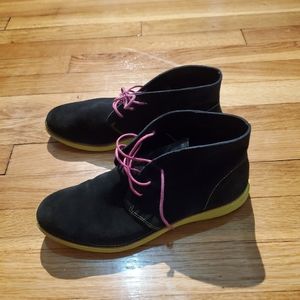 Cole hanna boots